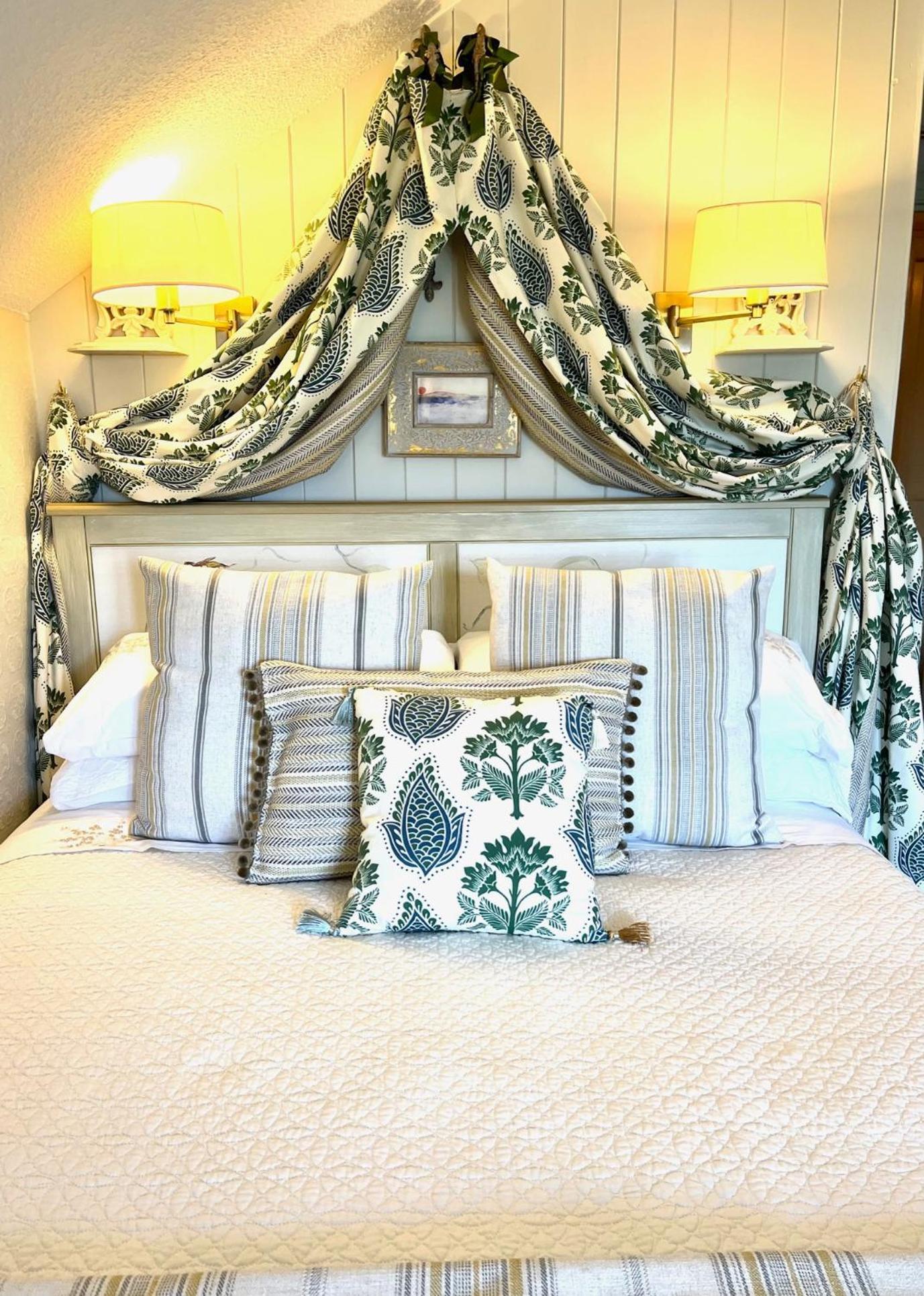 The Artist Residence Dublin Boutique B&B Sutton Bagian luar foto